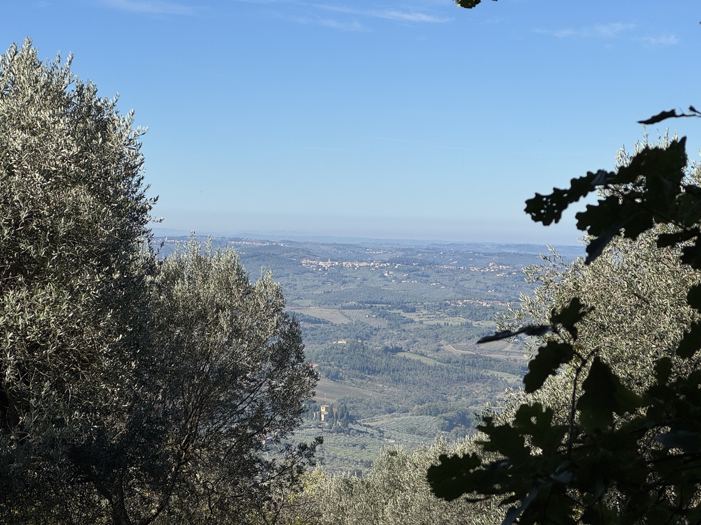 Escursione al Parco di Fonte Santa - panorama sull'Impruneta.