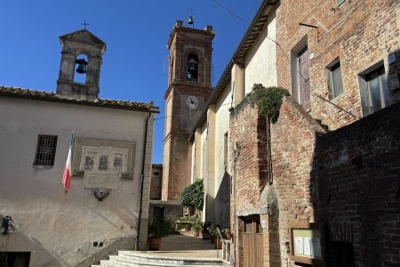 Civitella Marittima - Chiesa di Santa Maria in Montibus e Oratorio della Misericordia.