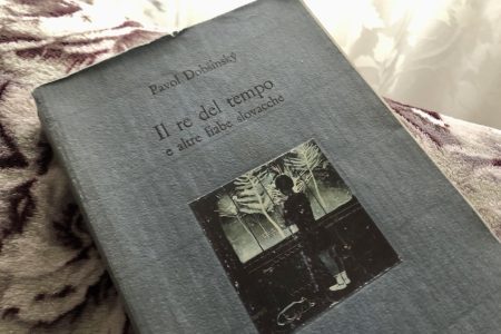 Pavol Dobšinský, Il re del tempo e altre fiabe slovacche, trad. di Jarmila Očkayová, Sellerio editore, Palermo, 1988.