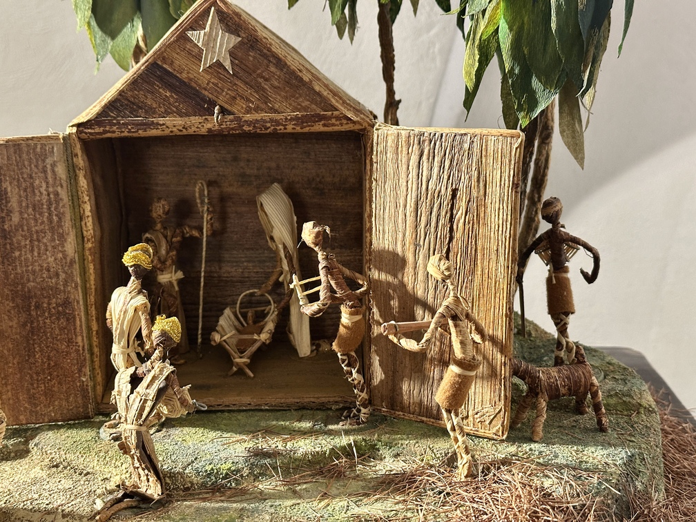 Mostra “Presepi dai cinque continenti” - Angola.