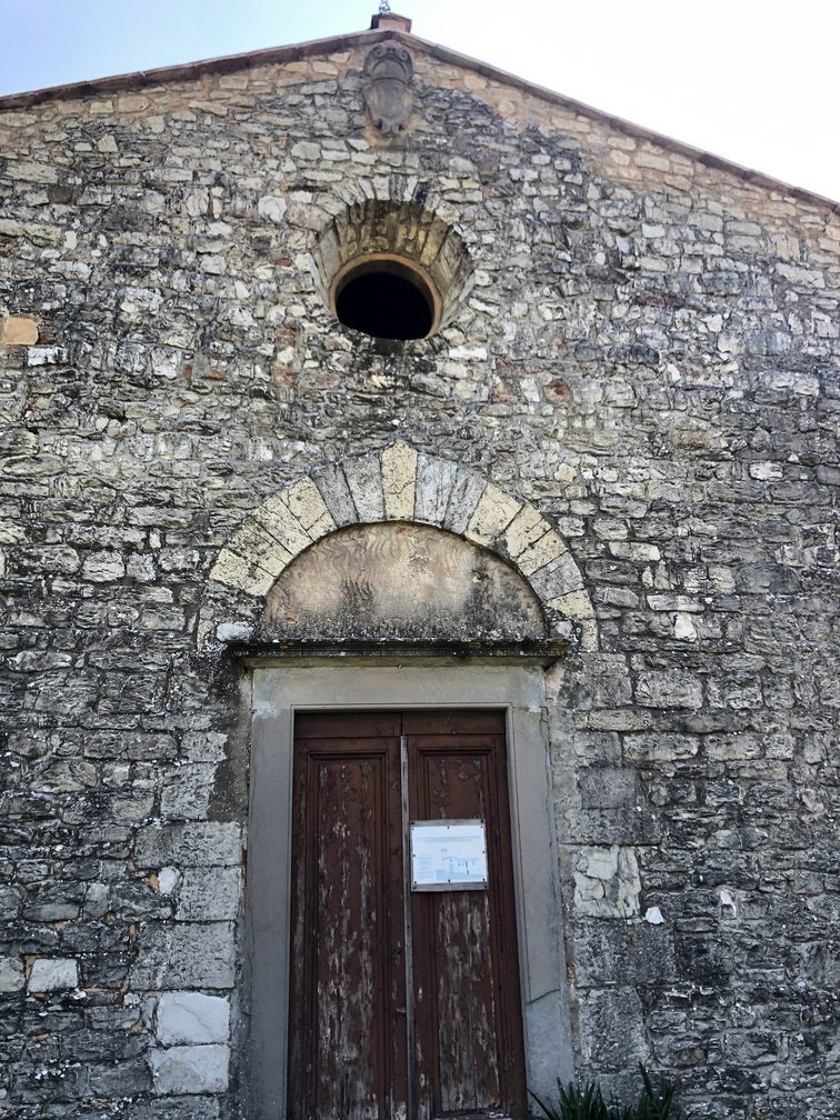 Castello di Castiglione a Cercina - Chiesa di San Michele.