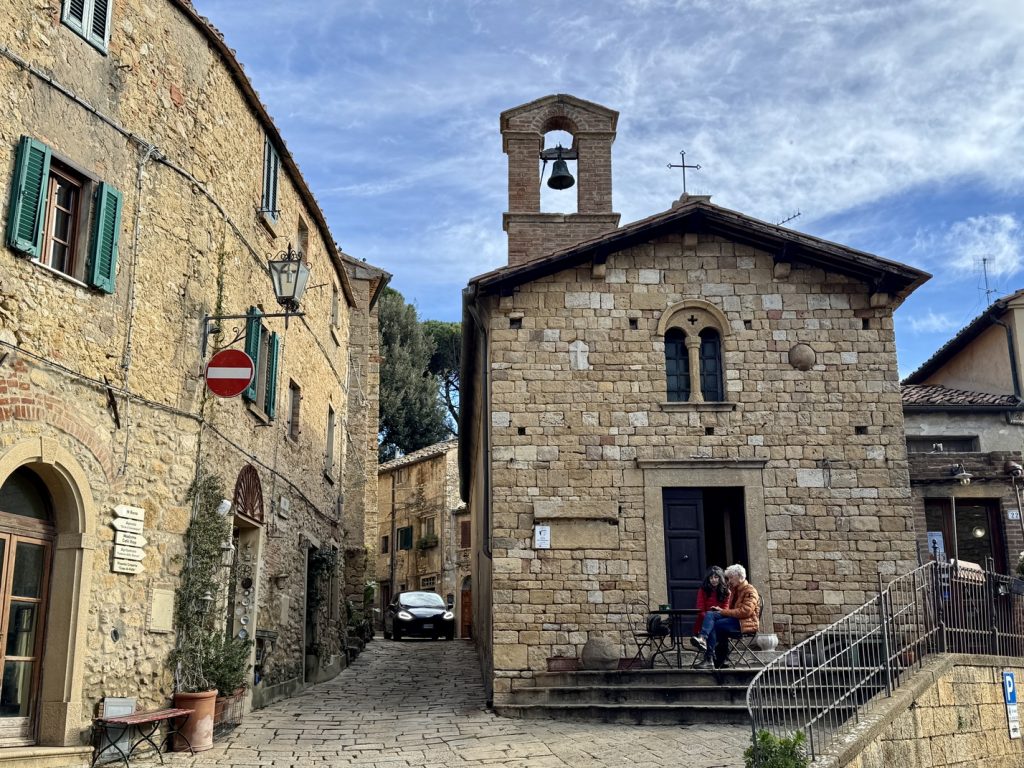 Casale Marittimo - Chiesa di San Sebastiano.