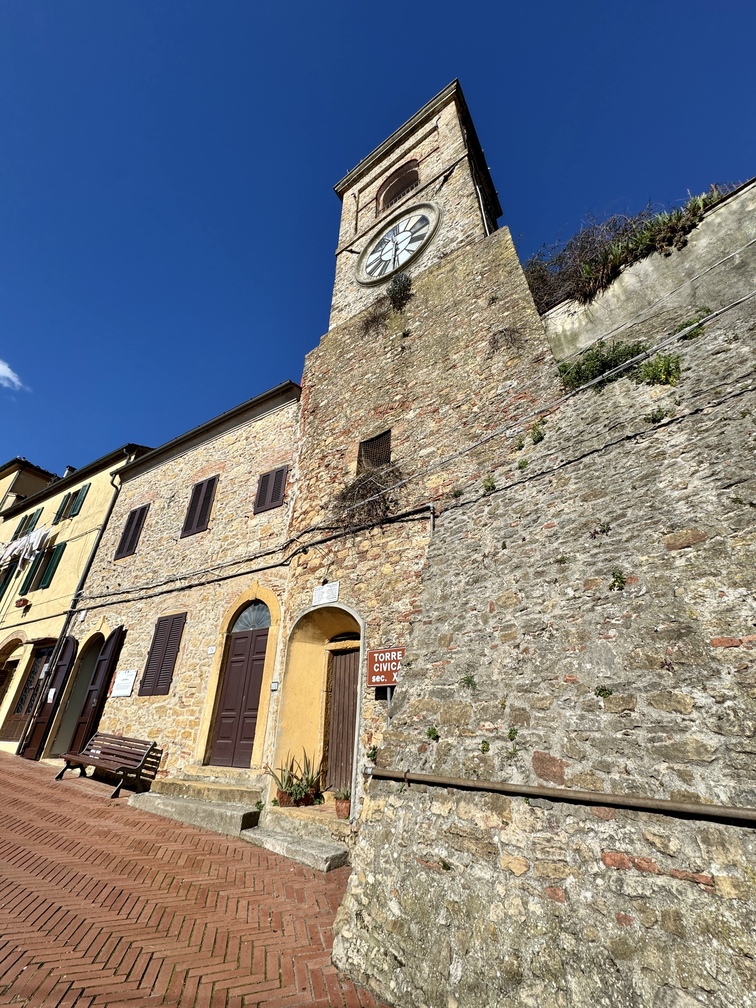 Montescudaio - Torre Civica.