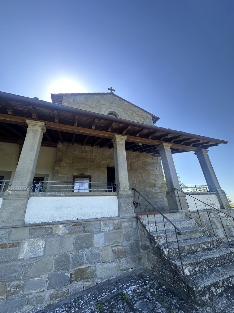 Chiesa di San Romolo a Bivigliano - facciata.