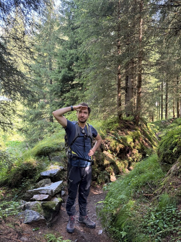 Fango - Campo trincerato A - Lorenzo in una trincea.