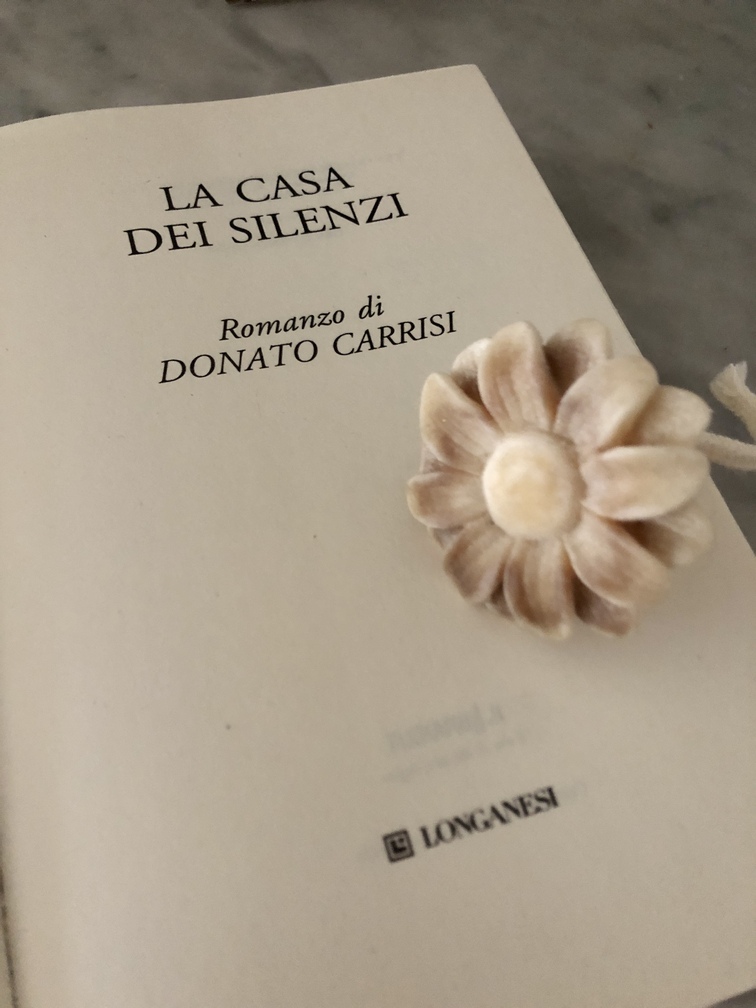 Donato Carrisi, "La casa dei silenzi", Longanesi, Milano, 2024.