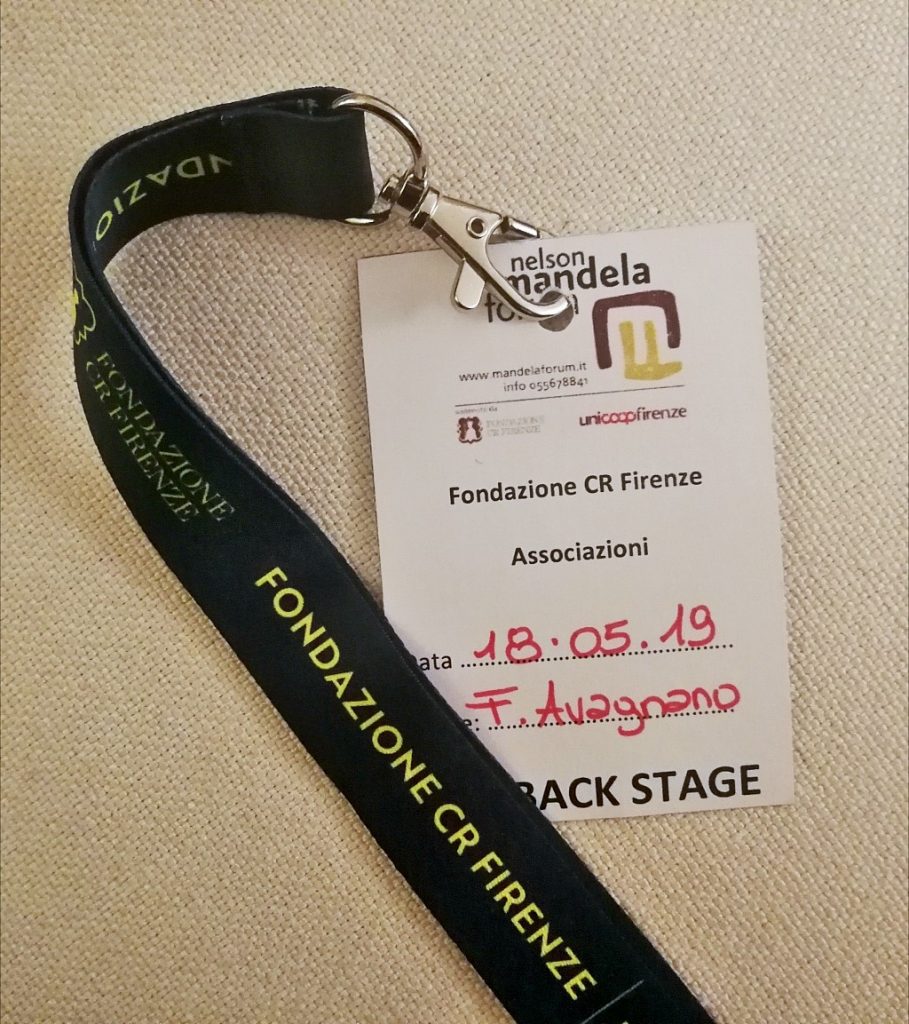 Cartellino del pass con la scritta "Fondazione CR Firenze", nominativo per Federica Avagnano.