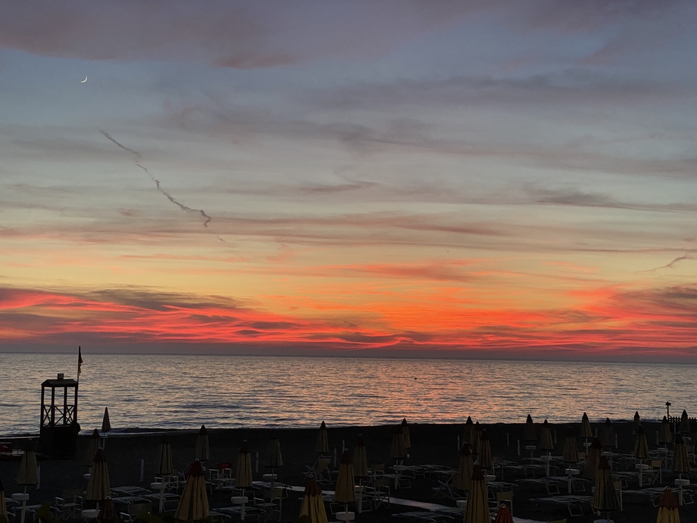 Castagneto Carducci - tramonto sul mare.
