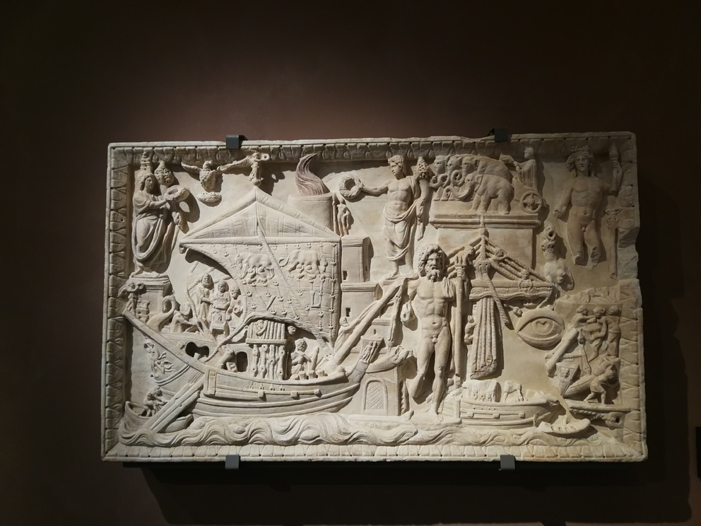I Marmi Torlonia - bassorilievo con veduta del Portus Augusti, 200 d.C. 