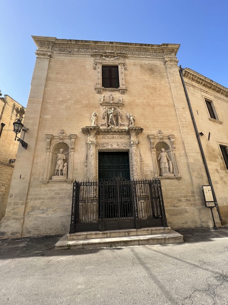 Lecce - chiesa.