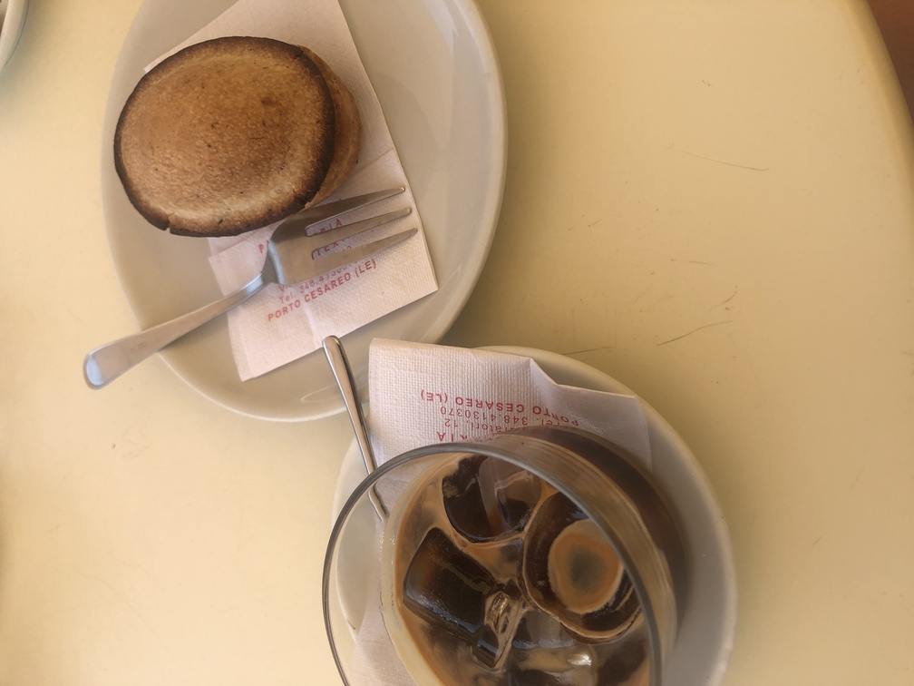 Dolci Tramonti a Porto Cesareo - caffè leccese e pasticciotto senza glutine.