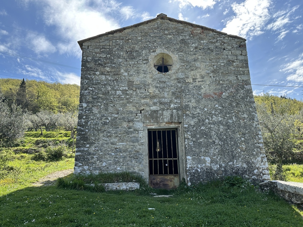 Trekking - Chiesa di San Bartolomeo.
