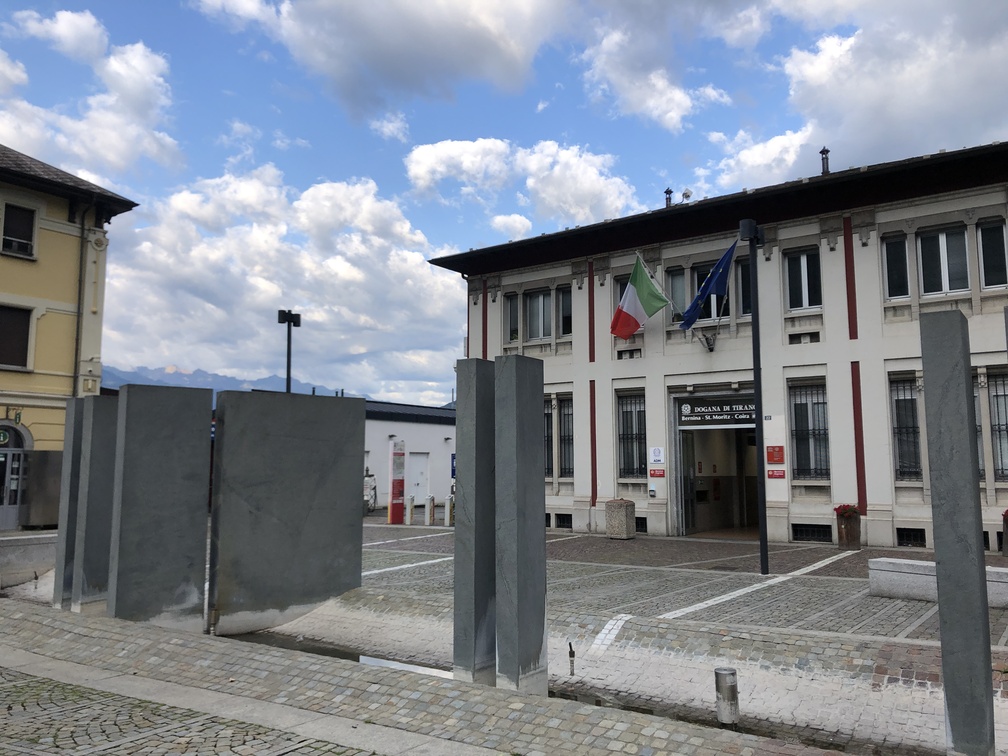 Trenino Rosso del Bernina - stazione di Tirano.