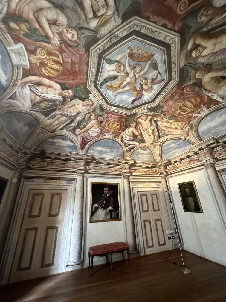 Palazzo Salis di Tirano - Sala dei Telamoni.
