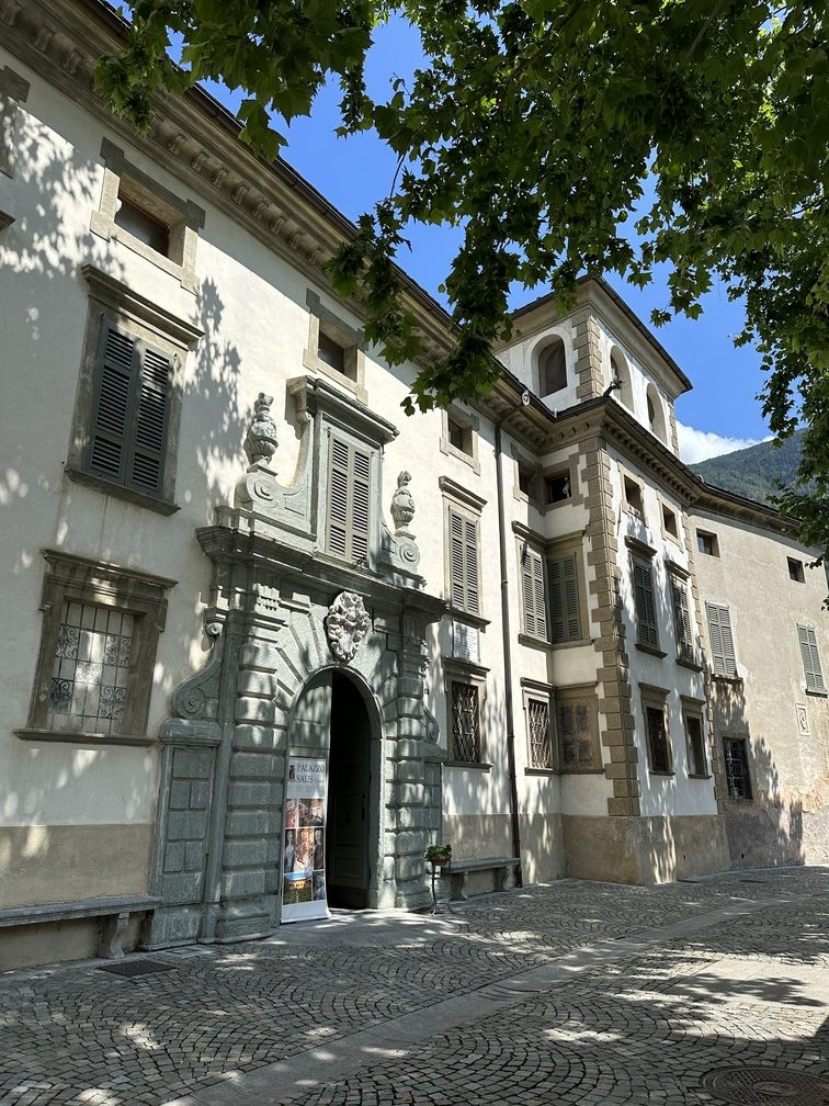 Palazzo Salis di Tirano - facciata.