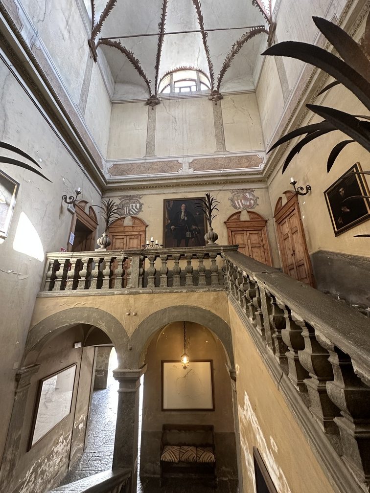 Palazzo Salis di Tirano - scalone d'onore.